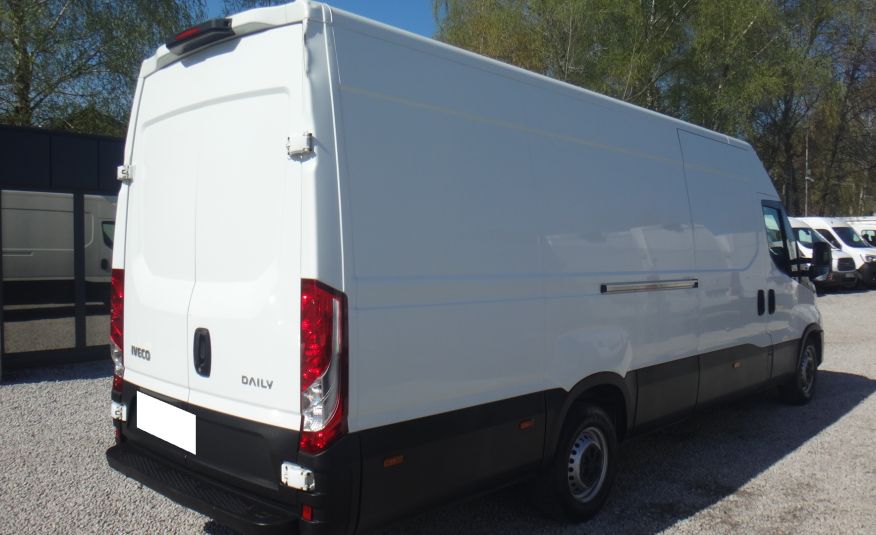 Iveco DAILY MAXI LONG 35S14 2022rok klima pdc tempomat 140KM telefon zdjęcie 6