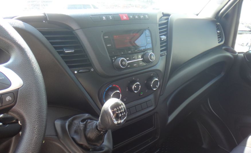 Iveco DAILY MAXI LONG 35S14 2022rok klima pdc tempomat 140KM telefon zdjęcie 9