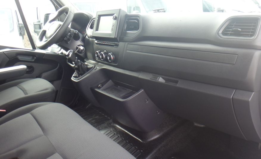 Renault MASTER IV MAXI kontener z windą 750kg 2020 klima LED drzwi boczne zdjęcie 9