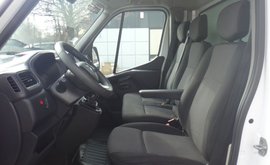 Renault MASTER IV MAXI kontener z windą 750kg 2020 klima LED drzwi boczne zdjęcie 11