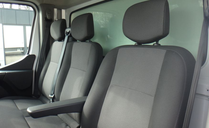 Renault MASTER IV MAXI kontener z windą 750kg 2020 klima LED drzwi boczne zdjęcie 12