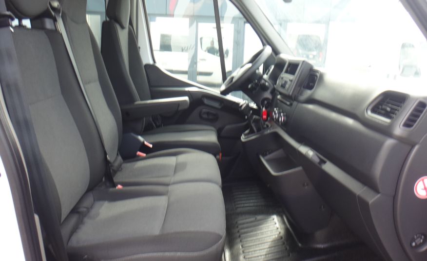 Renault MASTER IV brygadówka doka dubel kabina 7-osób 2020rok 2xdrzwi boczne klima LED kamera cofania 180KM zdjęcie 12