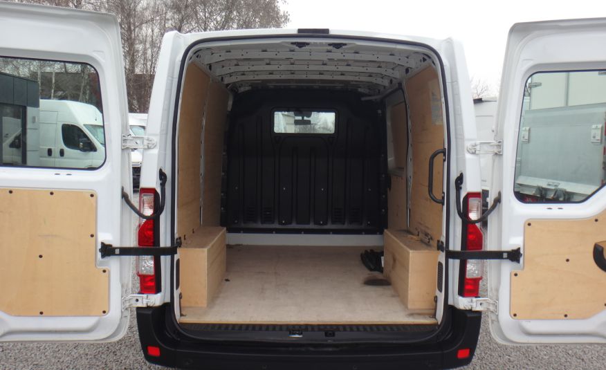 Renault MASTER IV LIFT L1H1 2021 idealny klima LED tempomat pdc telefon zdjęcie 7
