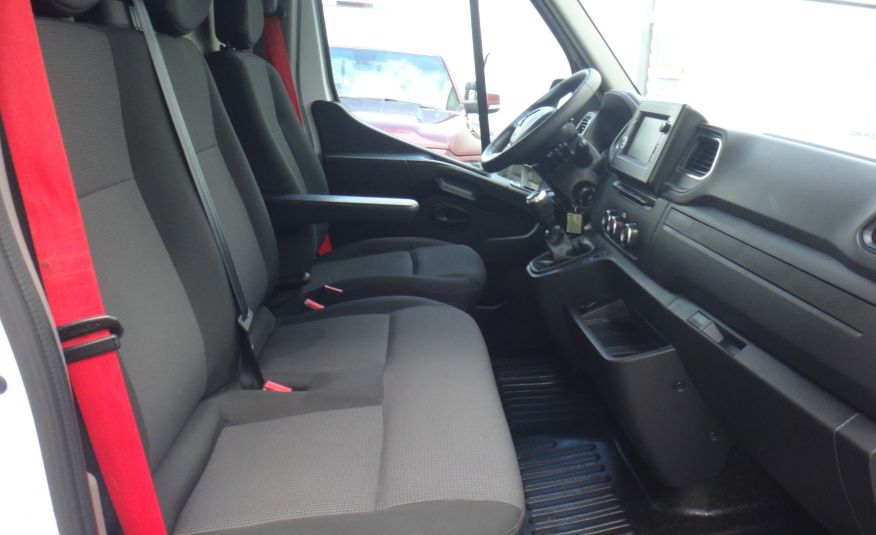 Renault LIFT MASTER L2H2 2023 klima navi LED tempomat pdc telefon kamera cofania 83tys km ŁADNY zdjęcie 9
