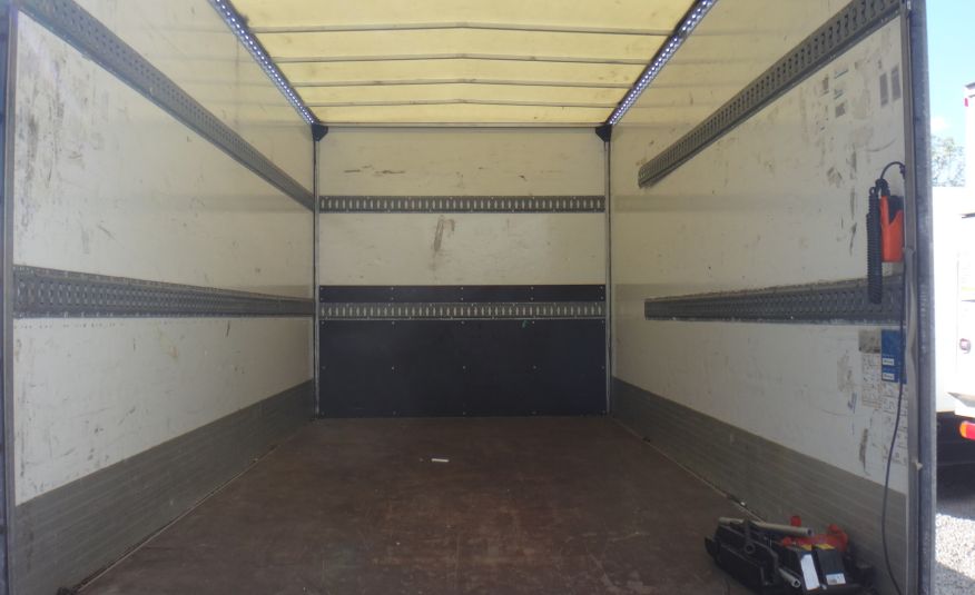 Renault MASTER LIFT kontener z windą 750kg ŁADNY 2019rok klima zdjęcie 8