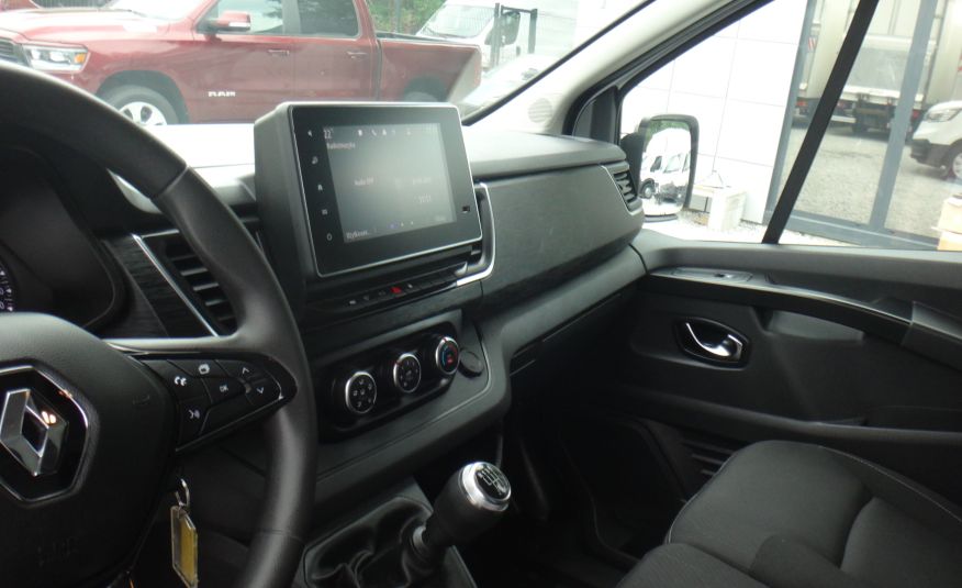 Renault L2H1 LONG 2023 klima LED navi kamera cofania 25tys km ŁADNY zdjęcie 11