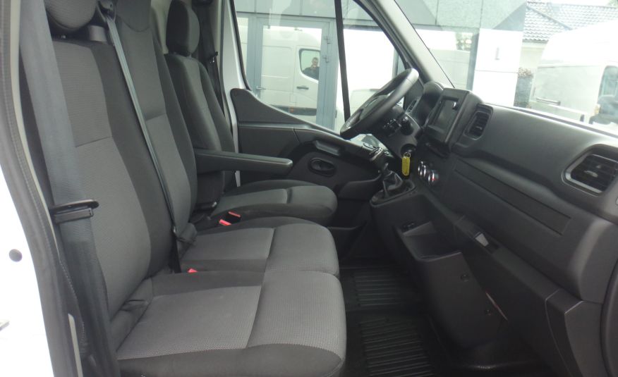 Renault LIFT MASTER IV L3H2 MAX 2020 klima pdc LED tempomat navi + rozkładany najazd ładny zdjęcie 9
