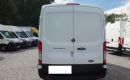 samochód dostawczy Ford zdjęcie 4