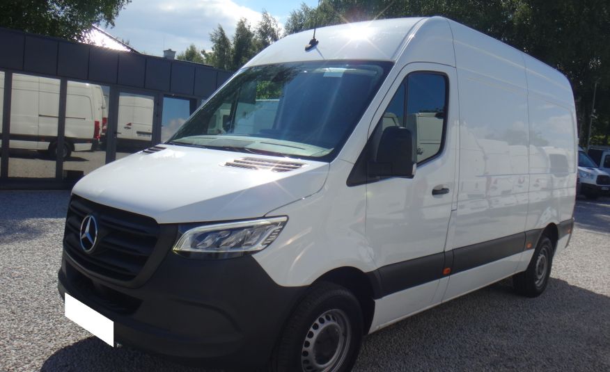 Mercedes LIFT SPRINTER L2H2 2022 klima kamera cofania LED tempomat 123tys km zdjęcie 3