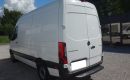 samochód dostawczy Mercedes zdjęcie 6