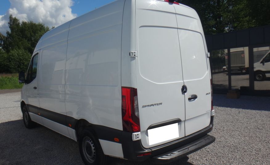 Mercedes LIFT SPRINTER L2H2 2022 klima kamera cofania LED tempomat 123tys km zdjęcie 6