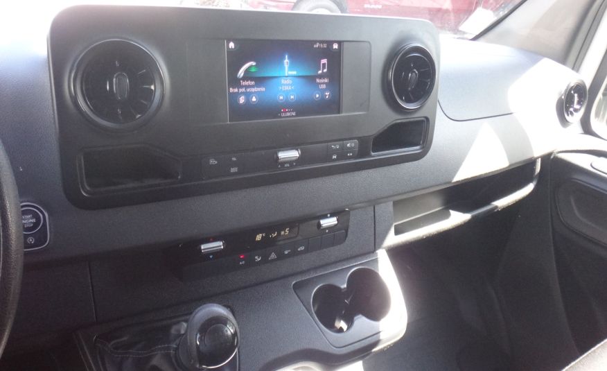 Mercedes LIFT SPRINTER L2H2 2022 klima kamera cofania LED tempomat 123tys km zdjęcie 12