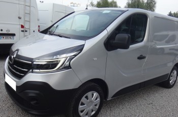 Renault TRAFIC LIFT 2021 klima LED telefon tempomat pdc ładny srebrny metalik