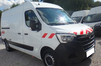 Renault MASTER IV L2H2 2020rok klima navi LED kamera cofania tempmat pdc telefon półki regały ŁADNY