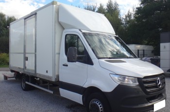 Mercedes SPRINTER 515 kontener z windą 750kg drzwi boczne 2023rok klima kamera cofania