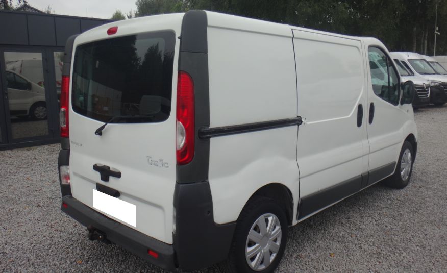 Renault TRAFIC LIFT L1H1 2.0dCi 115KM klima 2xdrzwi boczne zdjęcie 3