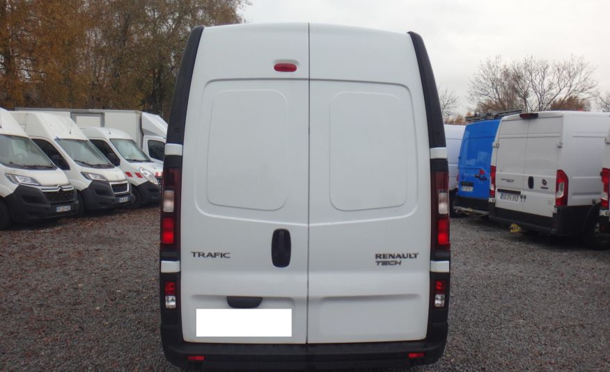 Renault TRAFIC L1H2 2019rok klma tempomat pdc telefon 125KM regały półki zdjęcie 5