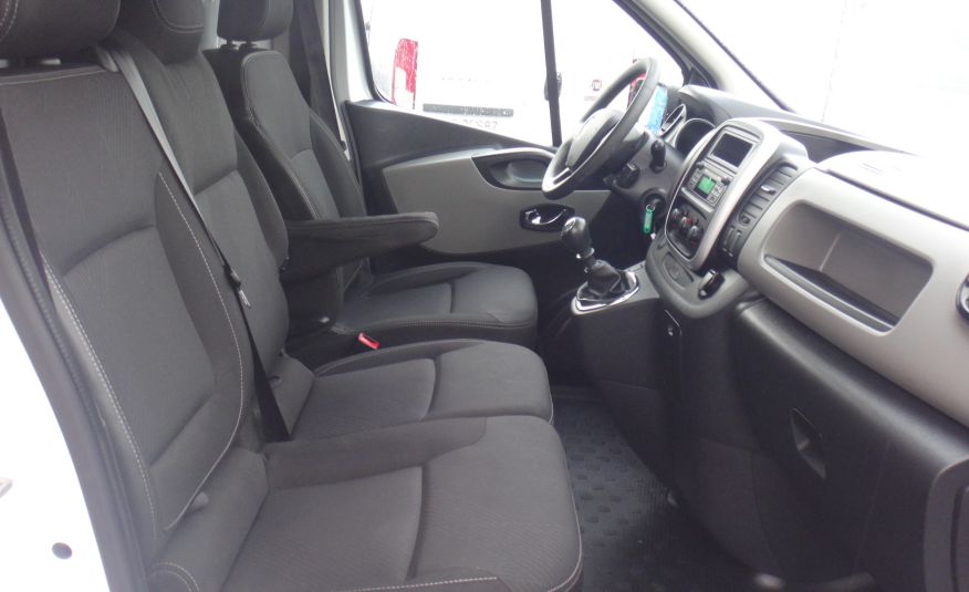 Renault TRAFIC L1H2 2019rok klma tempomat pdc telefon 125KM regały półki zdjęcie 10