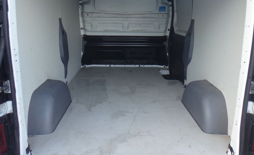 Renault LIFT TRAFIC IV 2024 L2H1 LONG klima kamera cofania navi pdcx2 2.0dCi 130KM zdjęcie 7