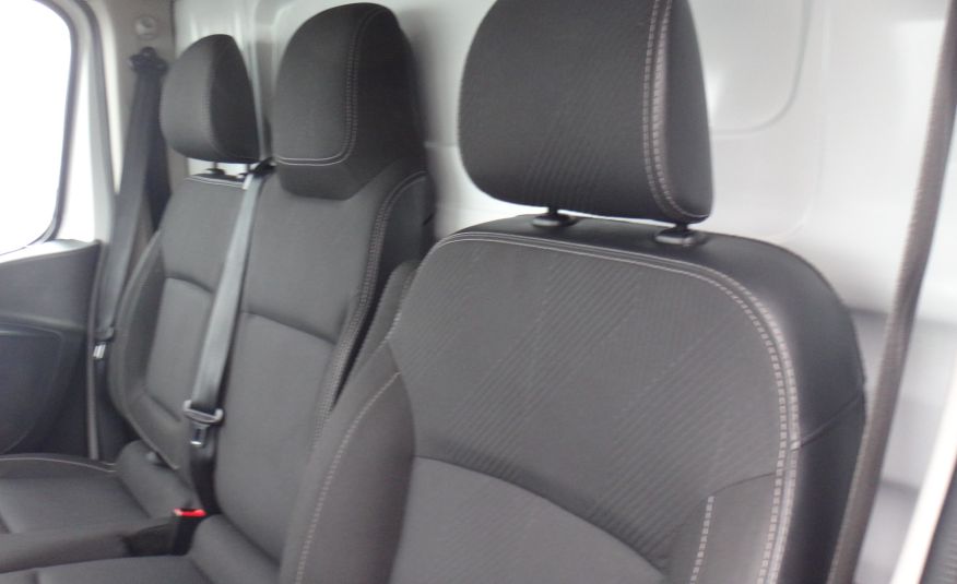 Renault LIFT TRAFIC L2H1 LONG 2021 klima pdc tempomat LED 2.0dCi 120KM zdjęcie 9