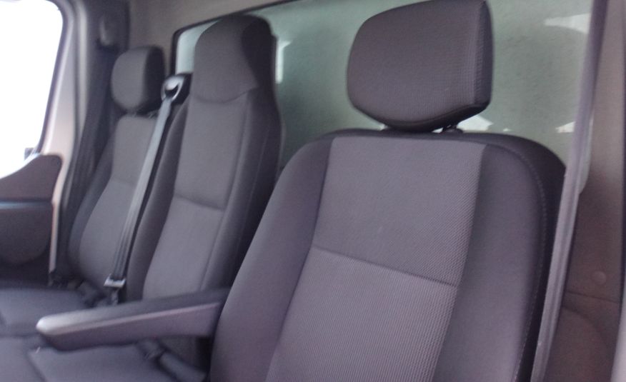 Renault MASTER IV LIFT kontener z windą 2021rok klima drzwi boczne 150KM winda 750kg zdjęcie 7