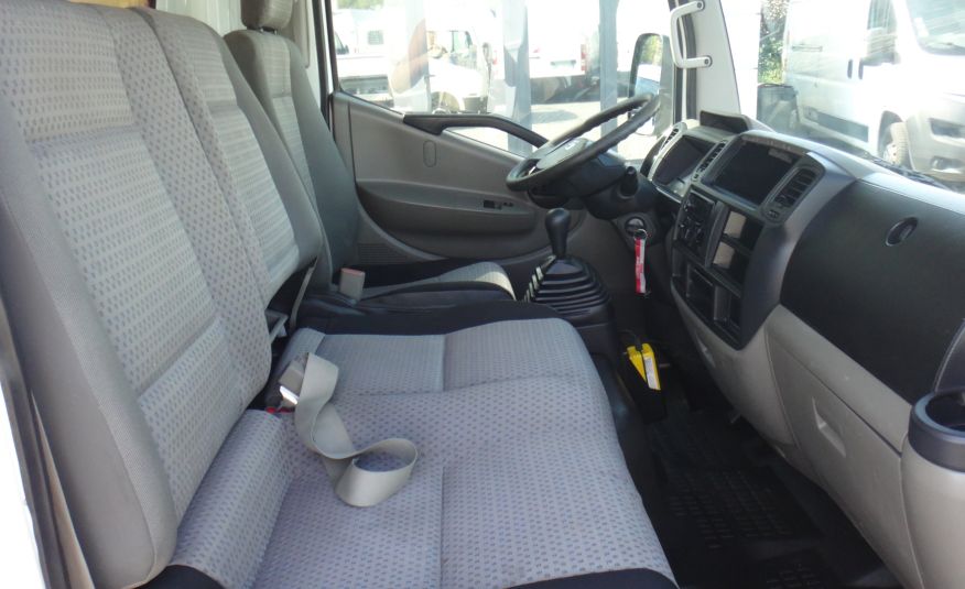 Nissan CABSTAR wywrotka bliźniacze koła duży kiper 330cm 2010r zarejestrowany w Polsce zdjęcie 10