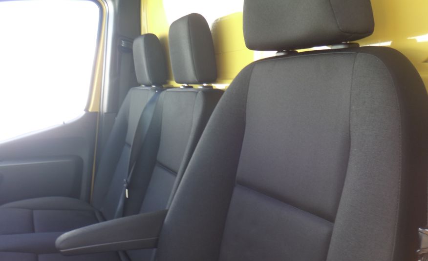 Mercedes LIFT SPRINTER 316 kontener + winda 750kg + drzwi boczne klima navi 163KM zdjęcie 12