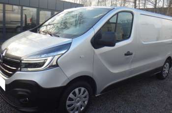 Renault LIFT TRAFIC L2H1 LONG 2020rok klima pdc LED navi ładny półki regały