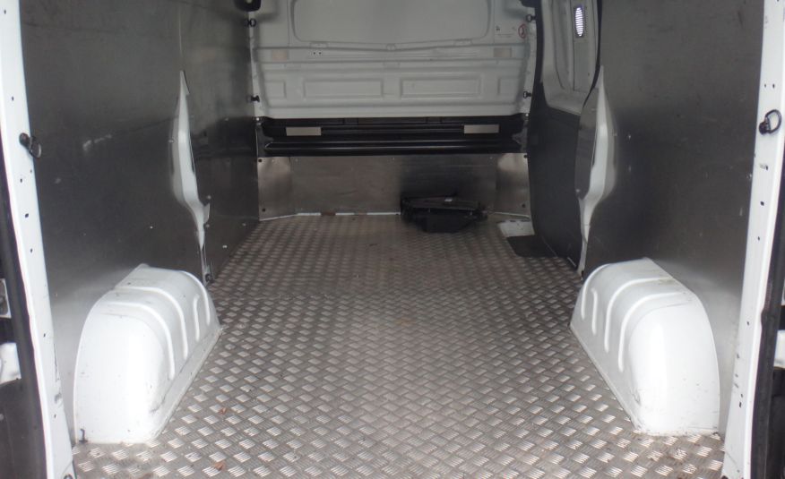 Renault LIFT TRAFIC L2H1 LONG 2021 klima pdc telefon LED tempomat zdjęcie 6