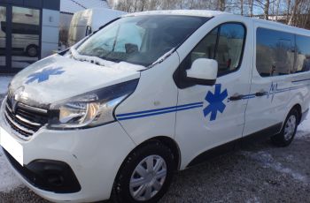 Renault TRAFIC 2022rok klima navi 2.0dCi 150KM karetka ambulans 2xdrzwi boczne