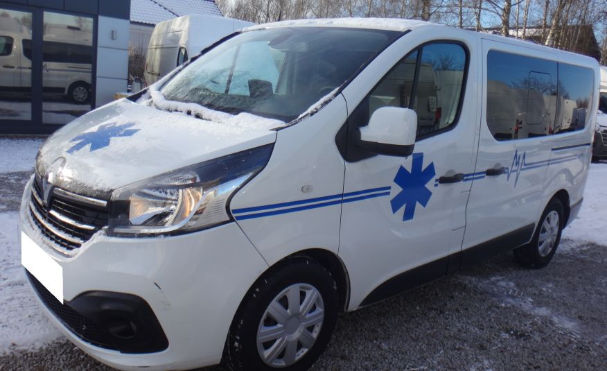 Renault TRAFIC 2022rok klima navi 2.0dCi 150KM karetka ambulans 2xdrzwi boczne zdjęcie 1