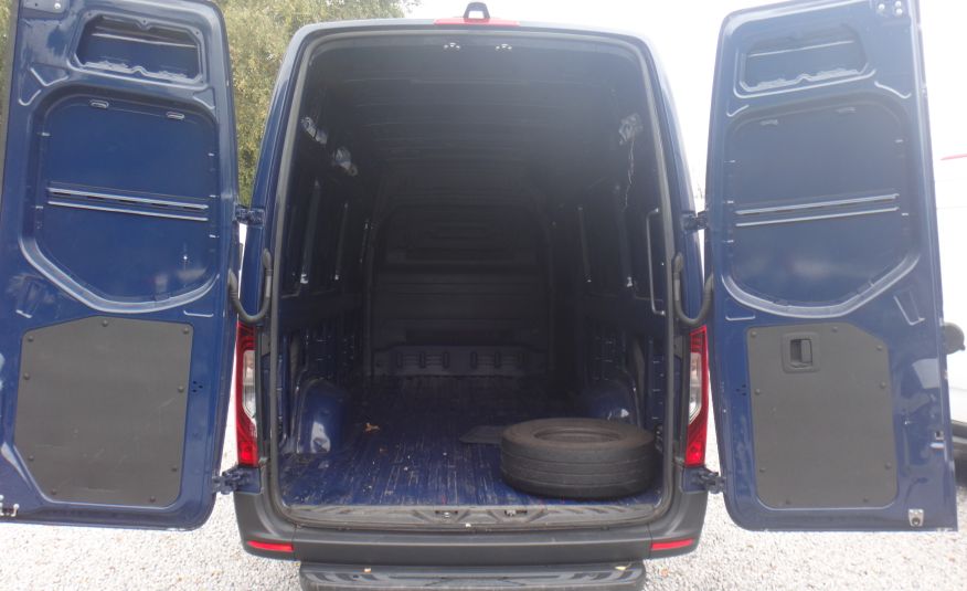 Mercedes SPRINTER L4H2 MAXI LONG XXL SPRINTER 315 full opcja navi kamera LED zdjęcie 6