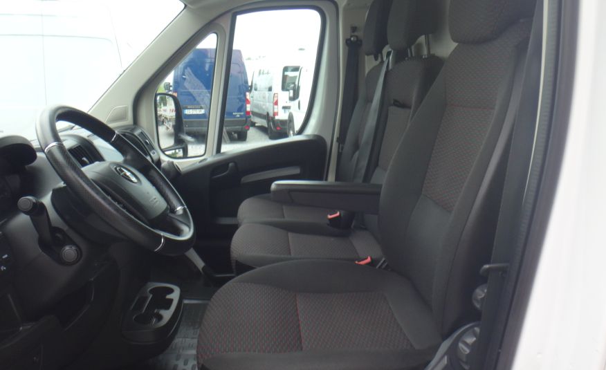 Opel MOVANO IV L2H2 2023 klima pdc tempomat telefon kamera ŁADNY 46tys km zdjęcie 7