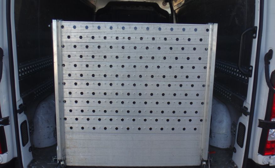 Renault MASTER IV L3H2 MAX 2020 klima navi LED tempomat kamera cofania + rozkładany najazd 400kg zdjęcie 7