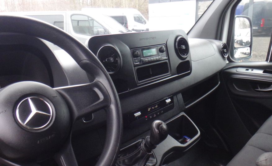Mercedes SPRINTER 314CDI L2H2 2019 klima pdc regały półki ładna zabudowa zdjęcie 9