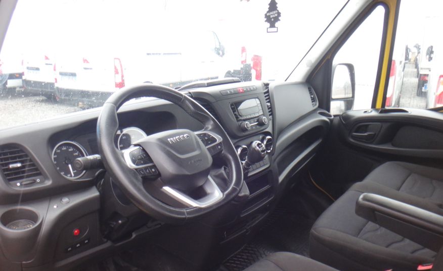 Iveco 35S18 3.0 180KM autolaweta pomoc drogowa 2021rok klima 3500na haku zdjęcie 7