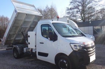 Renault LIFT MASTER IV wywrotka navi klima LED bliźniacze koła 3500kg na haku kamera navi 86tys km