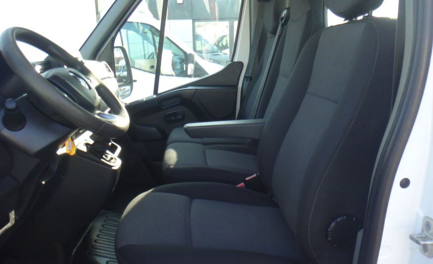 Renault LIFT MASTER IV wywrotka navi klima LED bliźniacze koła 3500kg na haku kamera navi 86tys km zdjęcie 10