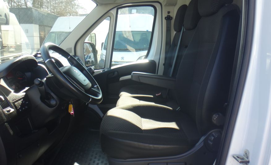 Peugeot LIFT BOXER L4H3 MAXI LONG XXL JUMBO 2023 klima pdc tempomat 129tys km zdjęcie 9