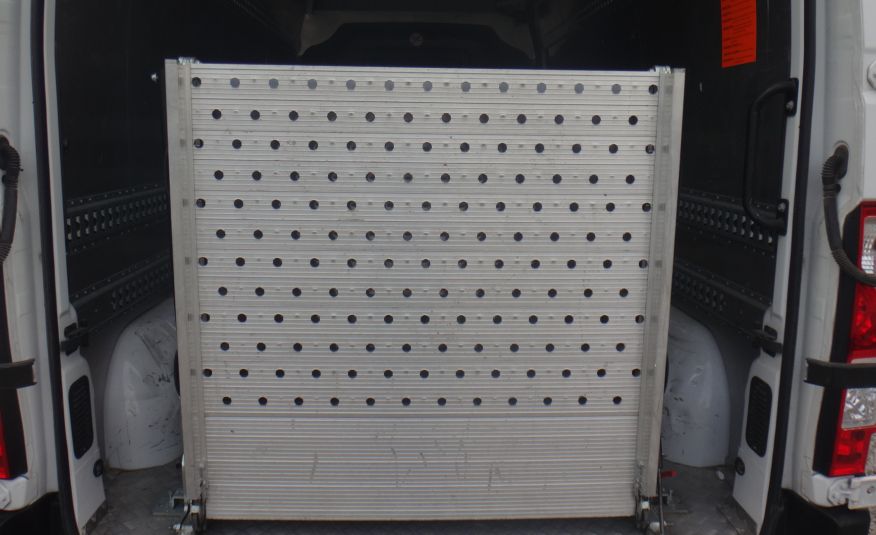 Renault MASTER IV L3H2 MAX 2020 klima pdc LED navi tempomat ładna zabudowa + rampa 400lg zdjęcie 7