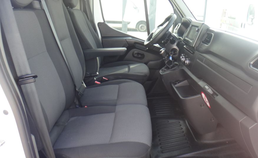 Renault LIFT MASTER IV L3H2 MAX 2020 klima navi pdc tempomat full opcja ładna zabudowa + rozkładany najazd rampa zdjęcie 11