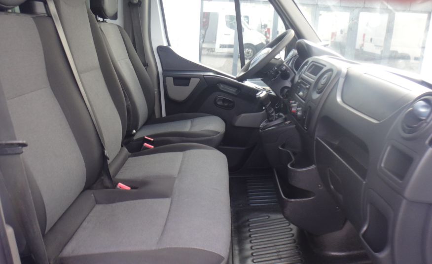 Renault MASTER LIFT wywrotka bliźniacze koła 2019rok klima tempomat 3500kg na haku 142tys km zdjęcie 11