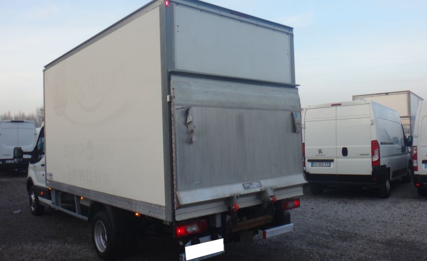 Ford TRANSIT MK8 kontener z windą 750kg ŁADNY klima bliźniacze koła 170KM zdjęcie 7