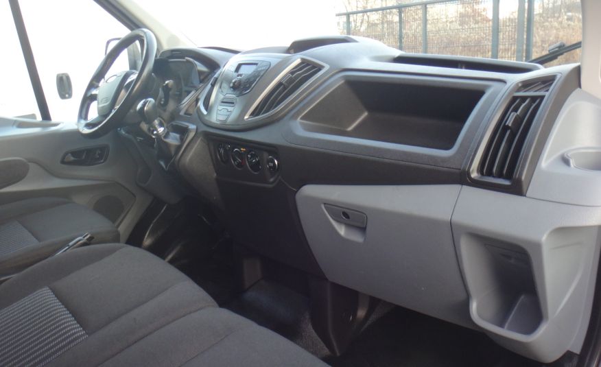 Ford TRANSIT MK8 kontener z windą 750kg ŁADNY klima bliźniacze koła 170KM zdjęcie 11