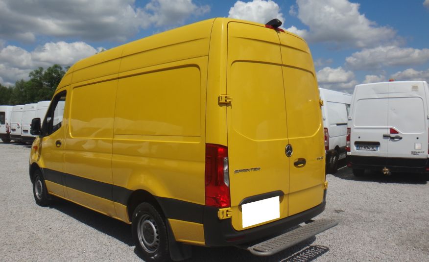 Mercedes LIFT SPRINTER 314 L2H2 klima kamera cofania zabudowa kurierska DHL półki telefon 2020r zdjęcie 4
