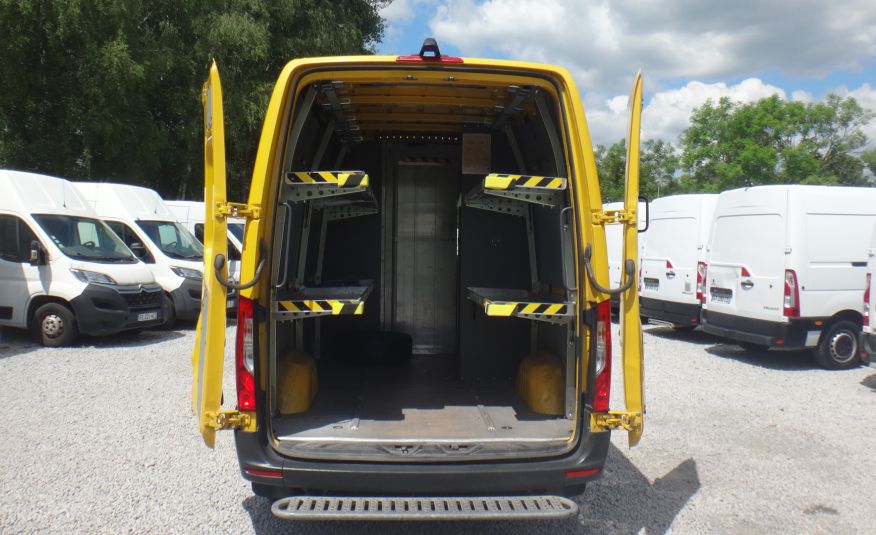 Mercedes LIFT SPRINTER 314 L2H2 klima kamera cofania zabudowa kurierska DHL półki telefon 2020r zdjęcie 11