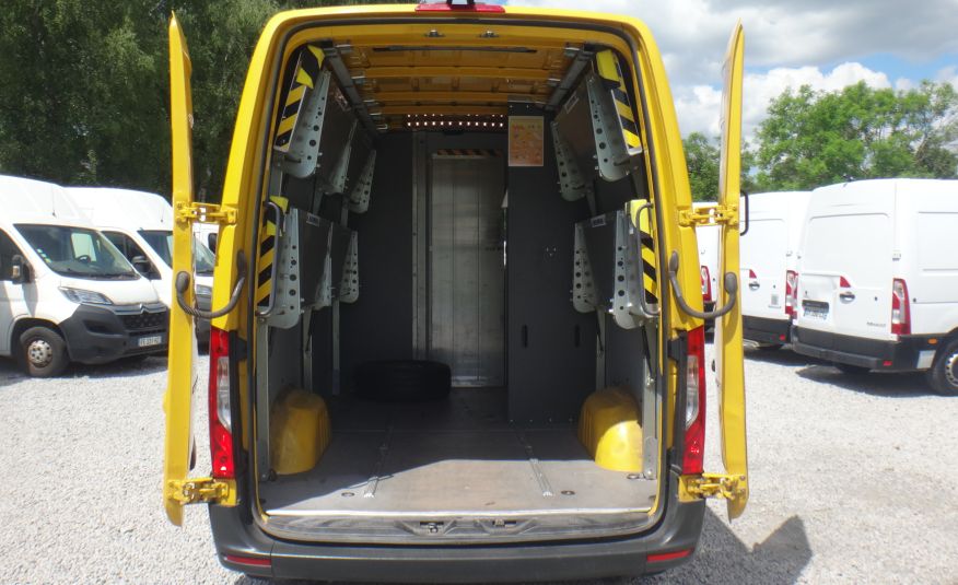 Mercedes LIFT SPRINTER 314 L2H2 klima kamera cofania zabudowa kurierska DHL półki telefon 2020r zdjęcie 12