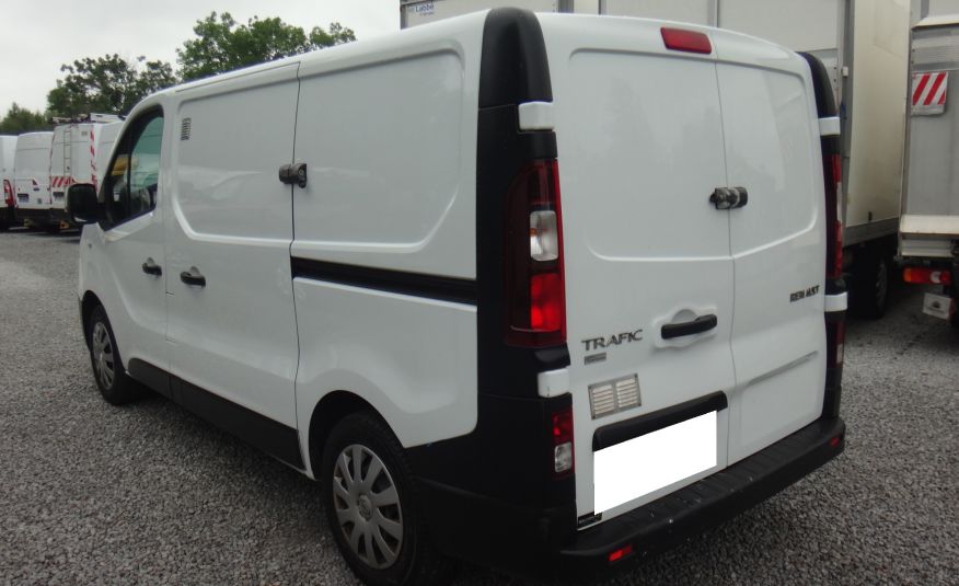 Renault LIFT TRAFIC L1H1 2021 klima navi pdc 2xdrzwi boczne 2.0dCi 120KM zdjęcie 6
