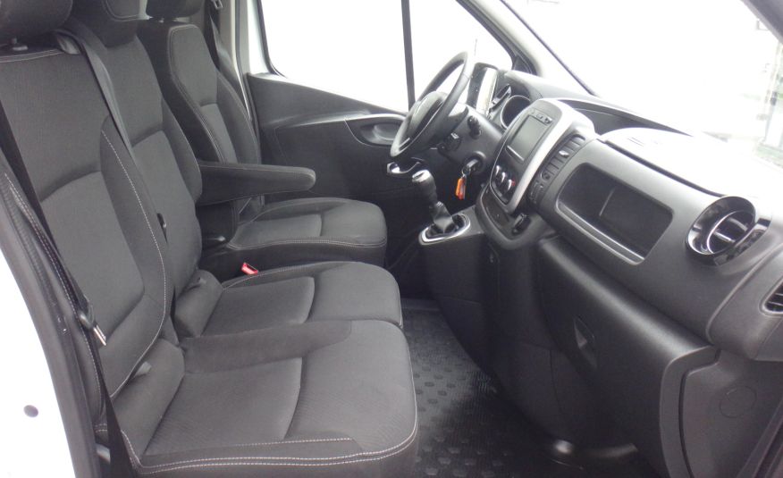 Renault LIFT TRAFIC L1H1 2021 klima navi pdc 2xdrzwi boczne 2.0dCi 120KM zdjęcie 8