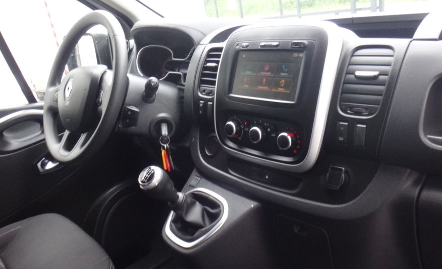 Renault LIFT TRAFIC L1H1 2021 klima navi pdc 2xdrzwi boczne 2.0dCi 120KM zdjęcie 10